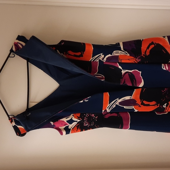 NWT, Trina Turk Fitzgerald Hi-lo Floral Dress - Picture 11 of 17